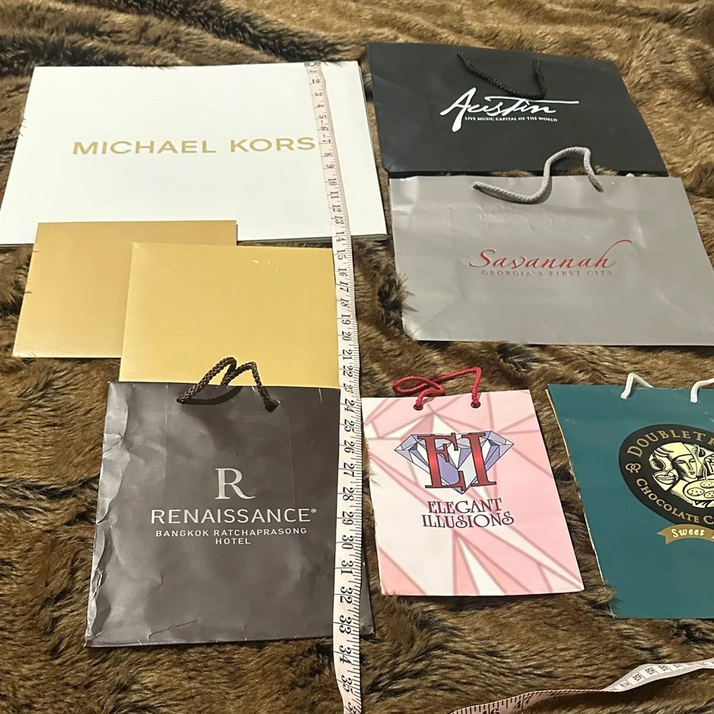 Assorted Designer 5 Gift Bags & 2 Gift Boxes